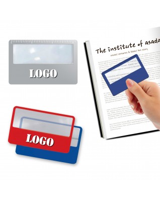 Credit card magnifier