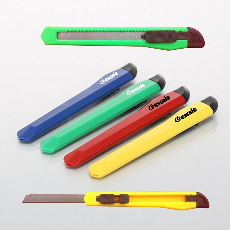 Utility Knife With Segmented Blade